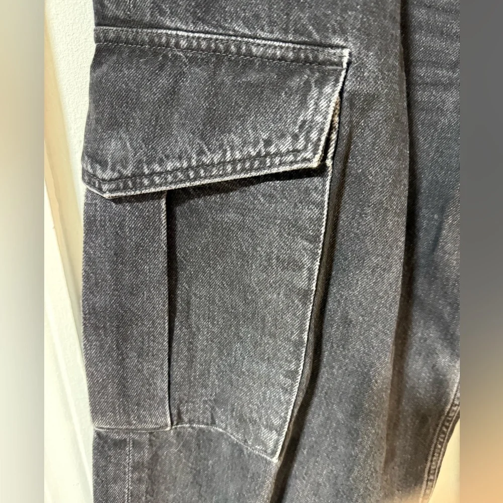 AGOLDE  size 29 washed black high rise wide leg cargo denim - Picture 3 of 6